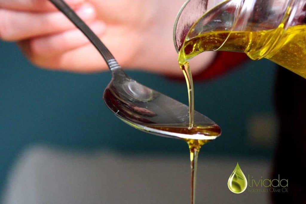 olive-oil-uses-for-face-skin-hands-nails-olive-oil-beauty-benefits